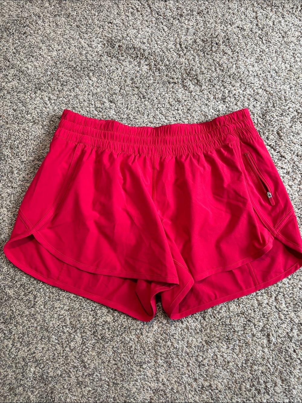 Lululemon Tracker Short V *4" size 12